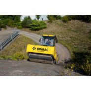 Rouleau monocylindre BOMAG BW 213 BVC-5 - 13 820 kg - Tier4f - Technologies avancées de compactage_4