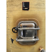 Cuve Naldi 150 hl d'occasion - fond plat, porte 420x530, 2 vannes Ø50, trappe DN 500_4