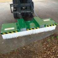 FP-N05020 - Balais industriels pour chariots élévateurs avec structure en acier peint et brosses souples en polypropylène_4