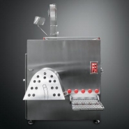 WW_160 - Hachoir industriel pour viande fraîche et blocs congelés avec vis inoxydable et plaques jusqu'à 400mm_4