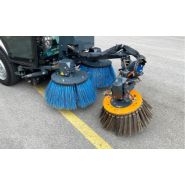 Urban-Sweeper S2.0 - Balayeuse électrique de voirie Boschung - Batterie lithium-ion 54,4 kWh avec technologie avancée_4