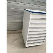 Meuble d'occasion de laboratoire avec tiroirs - 9 tiroirs sur pieds métal - ATEX - P21091156_4