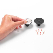 Crochets à serviettes Brabantia ReNew - kit de 2 - vis et papier adhésif inclus - Dark Grey_4