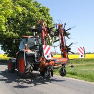 Kubota faneuse conçue pour des vitesses élevées en transport