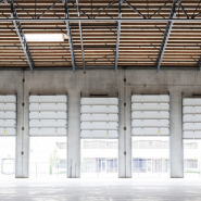 Portail sectionnel vertical GVL - approprié pour entrepôts logistiques avec hauteurs structurelles très élevées_4