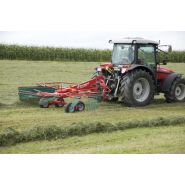 9032(R) - Andaineur traîné Kverneland compact pour tracteurs