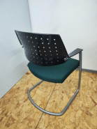 Chaise visiteur luge Sitland d'occasion - design élégant - confort exceptionnel - fabriquée en Italie_4