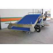 Récolteuse de légumes 8450 electro - Ortomec SRL - largeur de la tête de récolte 130 à 180 cm - double essieu directeur et batteries 24V_4