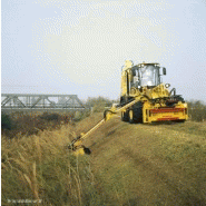 Tractopelle VF 10.33 B Venieri avec poste de travail accessible