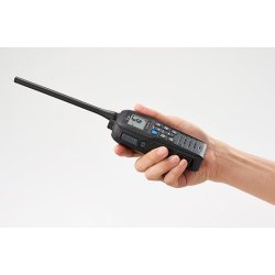 VHF marine portable étanche et intuitive IC-M25EURO EVO - légère, compacte, flottante avec écran LCD et charge USB