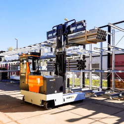 Chariot Multidirectionnel Électrique  avec une Capacité de levage  jusqu'à 4,5 tonnes en Isère et Rhône - Alpes  -  disponible en achat neuf et en location de courte à longue durée