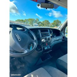 Véhicule frigorifique Iveco Daily 35S13 - 361FR176