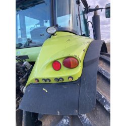 Tracteur agricole Claas AXION 820 - 220 CH - faible heures - 2008