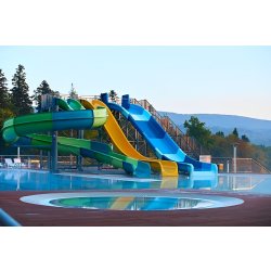 Toboggan aquatique - Conception et fabrication - Jeux ludiques pour piscine