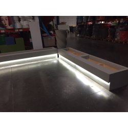 Jardinière avec assise en résine Ultra® - sur mesure, résistante aux UV et aux chocs, intérieur/extérieur