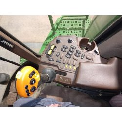 John Deere 9880i STS - Moissonneuse-batteuse haute capacité - Coupe : 9,15 m