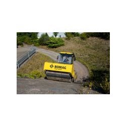 Rouleau monocylindre BOMAG BW 213 BVC-5 - 13 820 kg - Tier4f - Technologies avancées de compactage