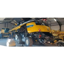 New Holland CR 9.90 ST - Moissonneuse-batteuse haut rendement sur chenilles avec technologie Twin Rotor™ - 2015