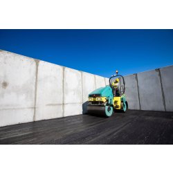 Compacteur tandem ARX 40-2 Ammann - Poids d'exploitation 4160 kg - Largeur de bille 1300 mm - Moteur Kubota conforme normes européennes