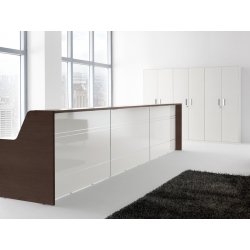 Banque d'accueil d'angle modulaire, idéale pour les espaces d'accueil professionnels - QUADRA