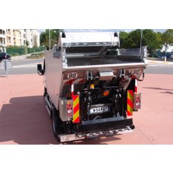 Citadines Compactes - URBANEA - format réduit - idéale pour centres-villes étroits - aluminium - trémie haute ou basse
