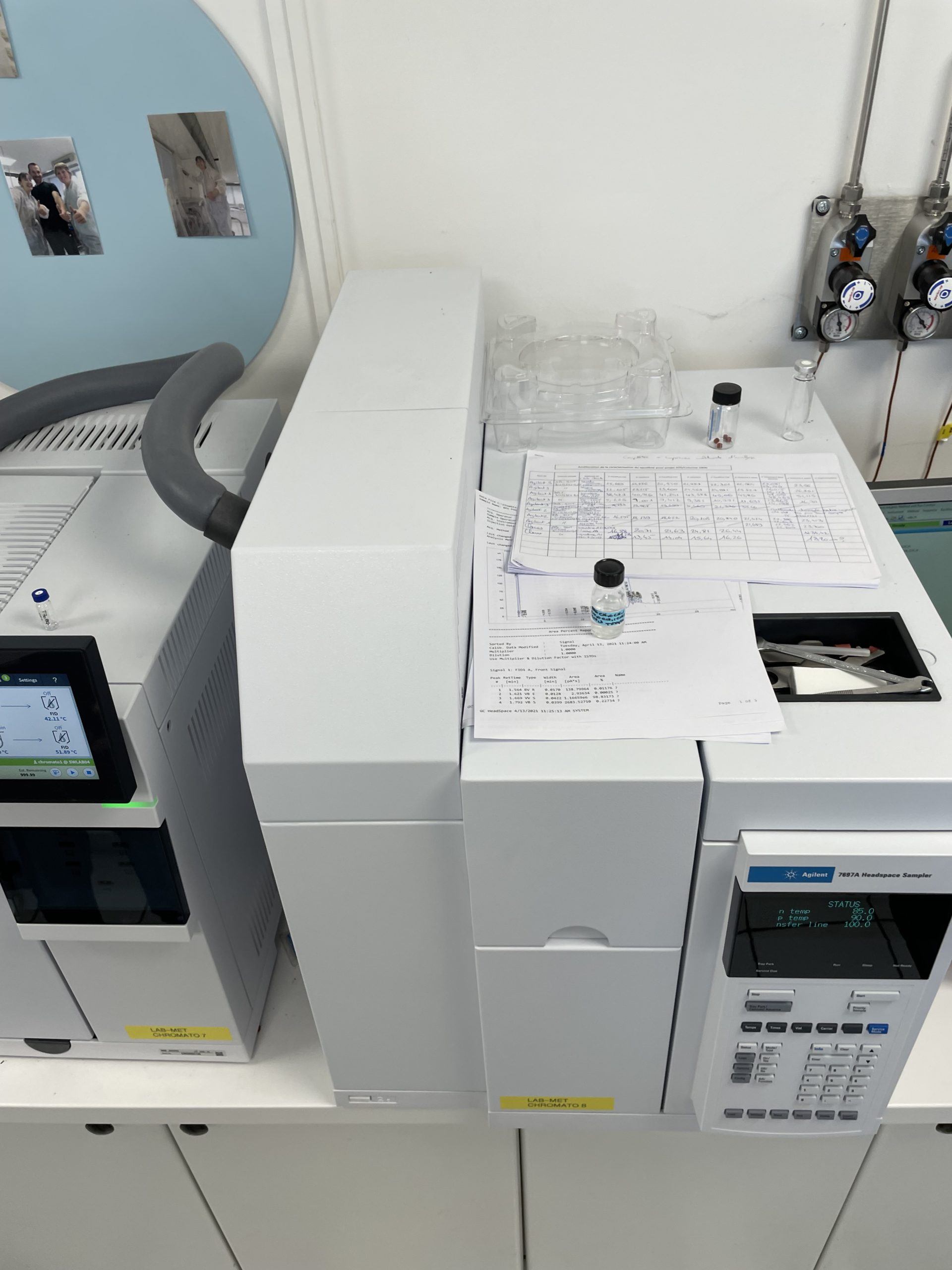 Chromatographie gazeuse de laboratoire pharmaceutique agilent headspace sampler 7697a - p21071133_5