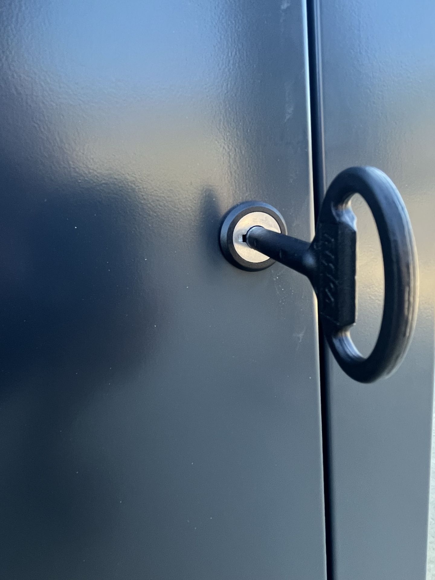 Abri poubelle Wastebio - Design esthétique, accessibilité PMR, collecte biodéchets 120 à 240L - Made in France_5