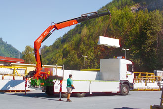 Grue auxiliaire Fassi F175A Active - Capacité de levage jusqu'à 17,0 tm - Bras hydraulique jusqu'à 18,70 m avec jib_5