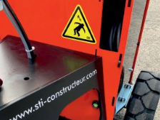 Timon articulé accompagnant iMOVE TA - Capacité de traction 1500 kg sur terrain plat - Moteur 24V / 800W - STI constructeur_5