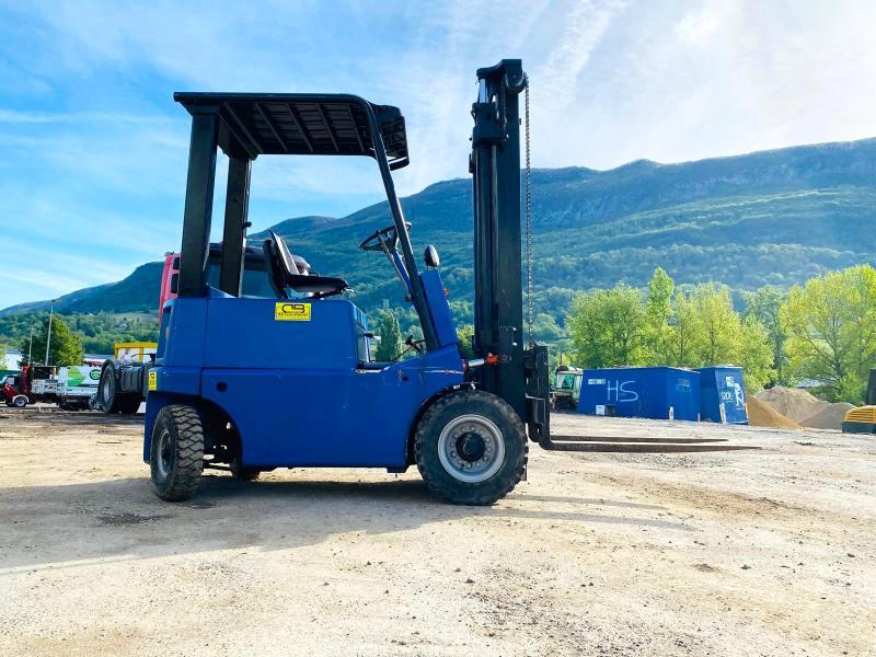 DESTA chariot élévateur  dv20a_5