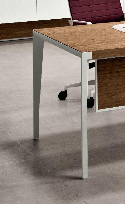 Table de réunion X9 pour 4 personnes - Officity. - Blanc 9010, Noyer américain_5