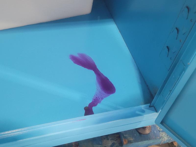 Armoire de sécurité pour produits corrosifs AC30_5