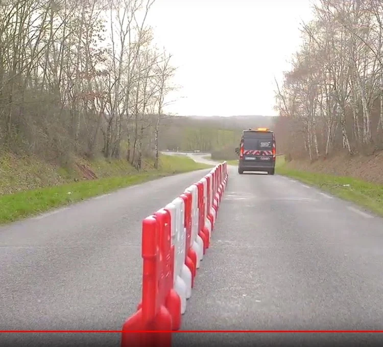 Séparateur plastique K16 MetroROAD /  Set de 36 blocs_5