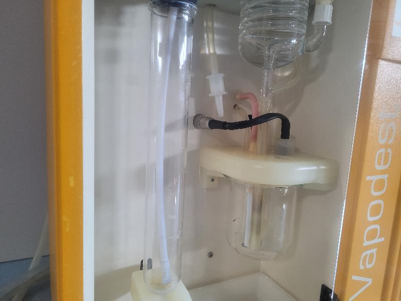 Distillateur avec titration automatique Vapodest 45S_5