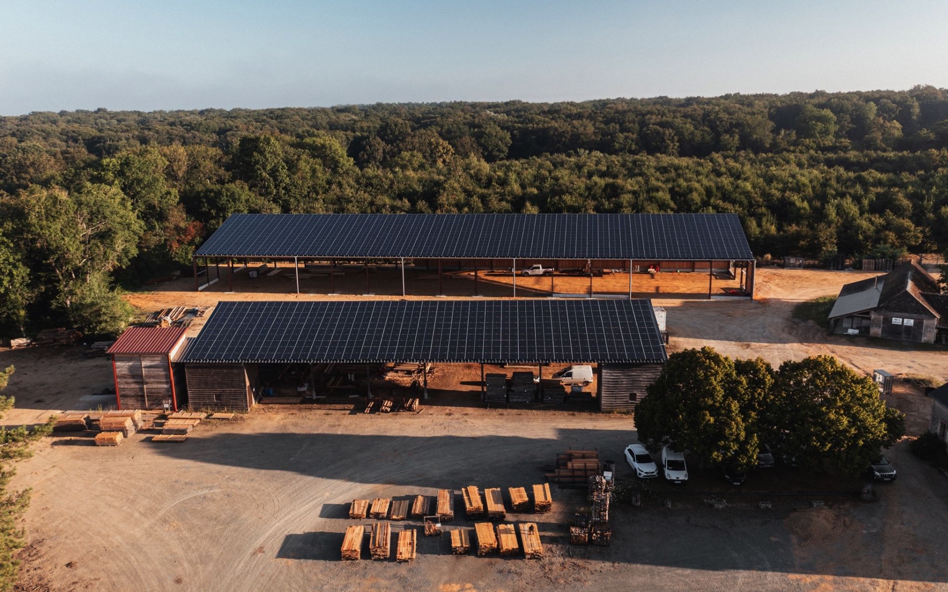 Rénovation de toiture et installation de panneaux photovoltaïques sur hangar agricole - valorisation économique et écologique_5