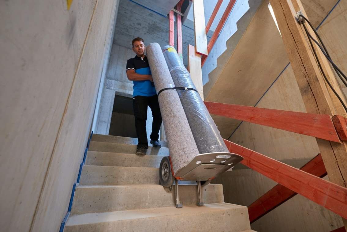 Diable électrique 160 kg pour mobilier de bureau - CARGOMASTER C160 - aluminium, monte escalier avec roues increvables_5