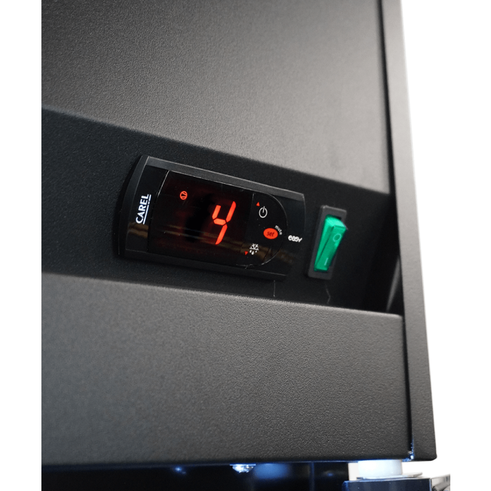 Vitrine réfrigérée murale 3 portes en noire intégral sur roulettes_5