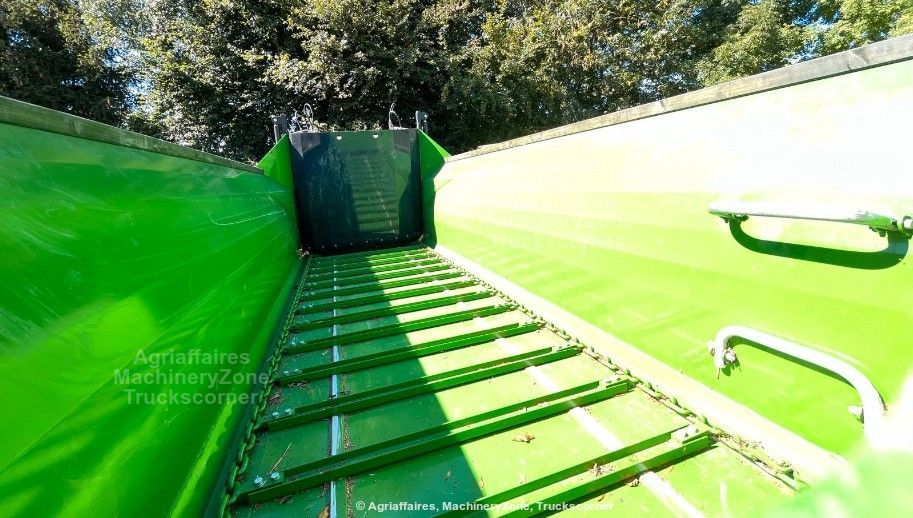 Épandeur à fumier Pronar NV161/2 - hérissons verticaux - capacité 9 m³ - 2024_5