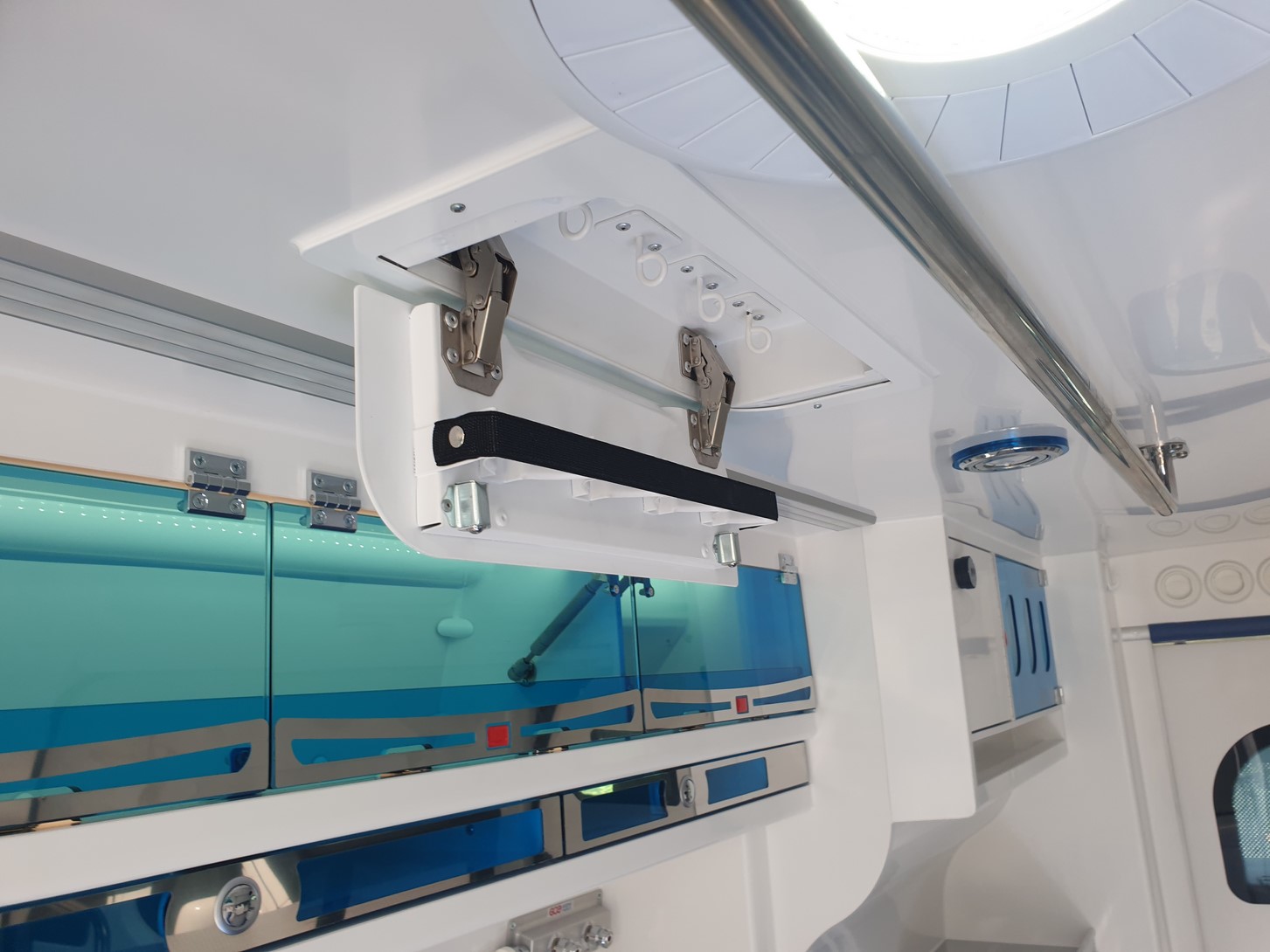 Ambulance renault master l2h2 165 type b/c_5