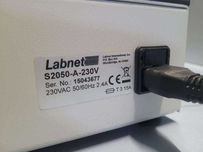 Vortem 1550 Shaking Incubator LABNET_5