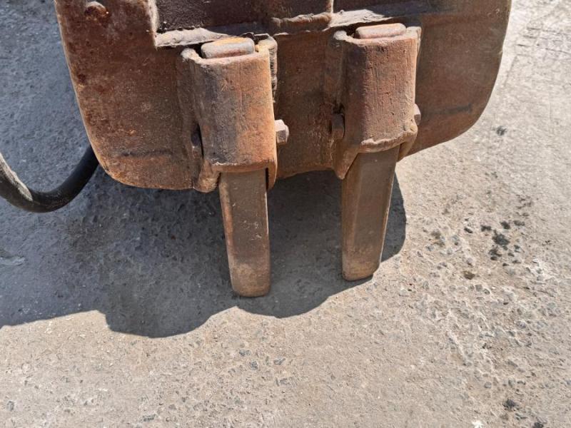Mecalac Benne preneuse avec attache rapide Mecalac pour pelle_5