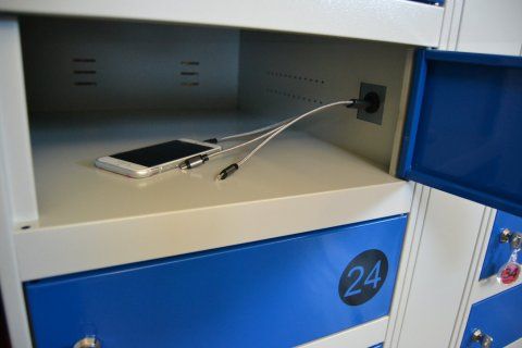Station de charge pour appareils électroniques avec 20 casiers robustes