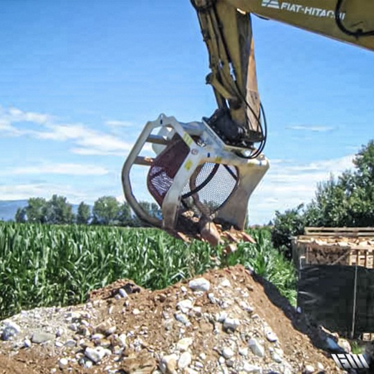 Godet cribleur rotatif à fonctionnement hydraulique Série CBR_5