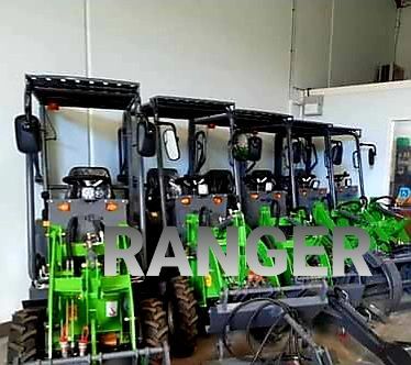 Chargeuse électrique compacte avec direction articulée