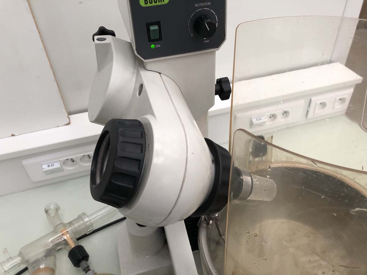 Rotavapeur BÜCHI R124 et bain-marie B480 d'occasion - laboratoire pharmaceutique - P21091263_5