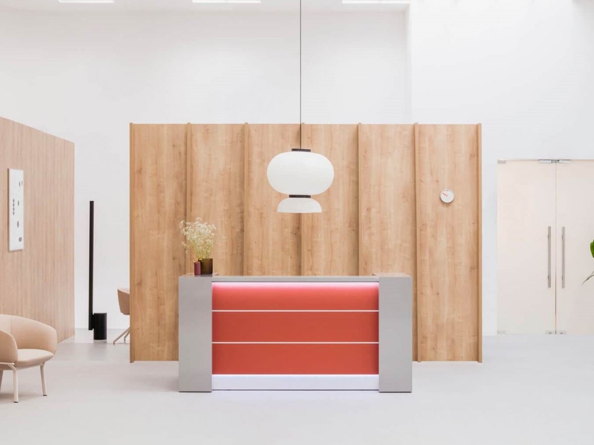 Banque d'accueil moderne et lumineuse à éclairage LED - VALDE - avec configurations ergonomiques et options sur mesure_5