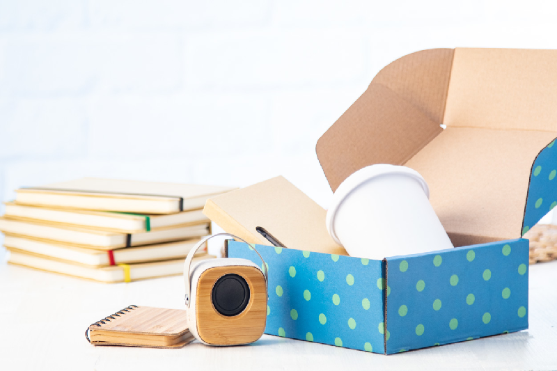 Boîte postale en carton ondulé - impression quadri sur mesure avec bande auto-scellante_5