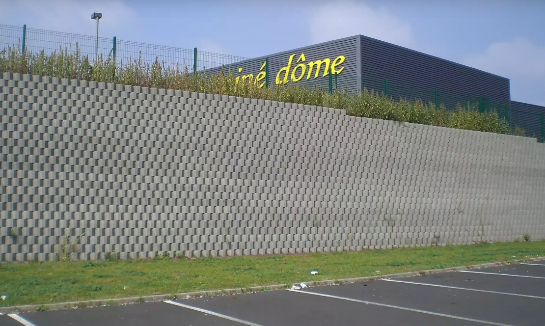 Bloc béton creux avec alvéoles, végétalisable, idéal pour remplacer les murs traditionnels- BETOATLAS - Pomel Beton_5