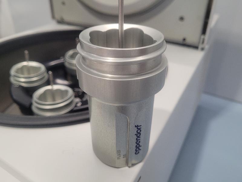 Centrifugeuse réfrigérée EPPENDORF 5702R avec rotor A-4-38_5