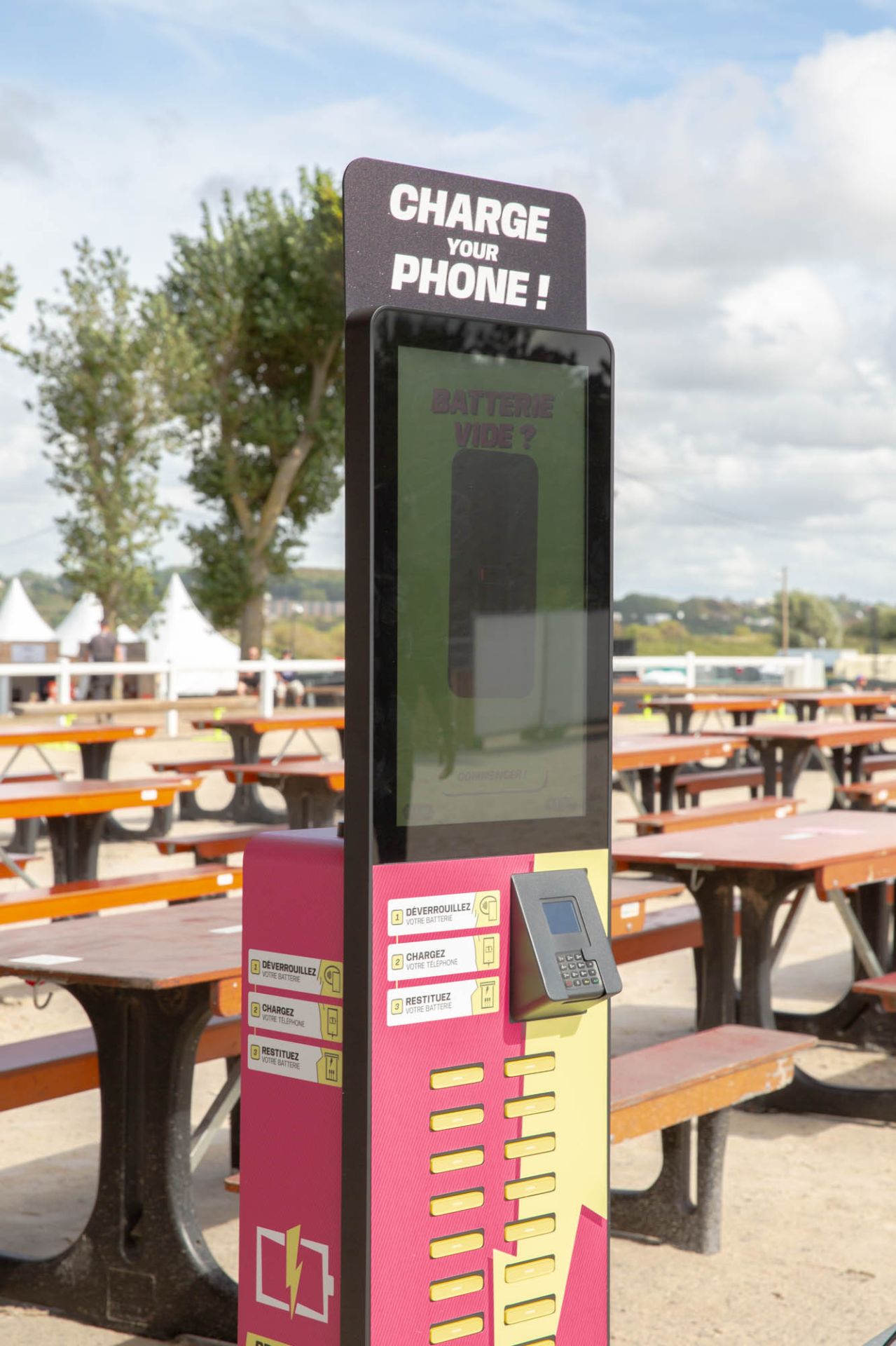 Borne de recharge mobile - Capacité 24 emplacements_5